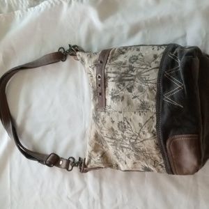 Myra Bag